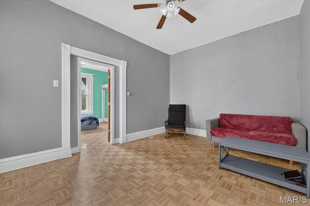 3734 Texas Avenue, St Louis, MO 63118