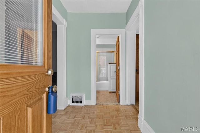 3734 Texas Avenue, St Louis, MO 63118