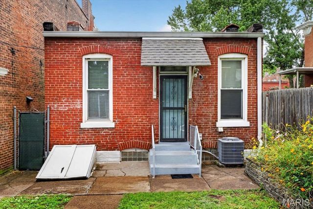 3734 Texas Avenue, St Louis, MO 63118
