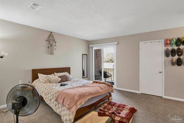 4730 Huron Dr, Pensacola, FL 32507