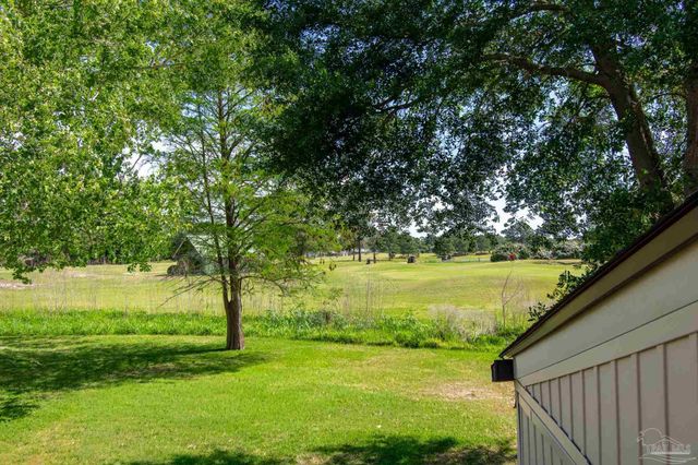 4730 Huron Dr, Pensacola, FL 32507