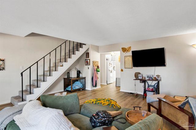 4730 Huron Dr, Pensacola, FL 32507