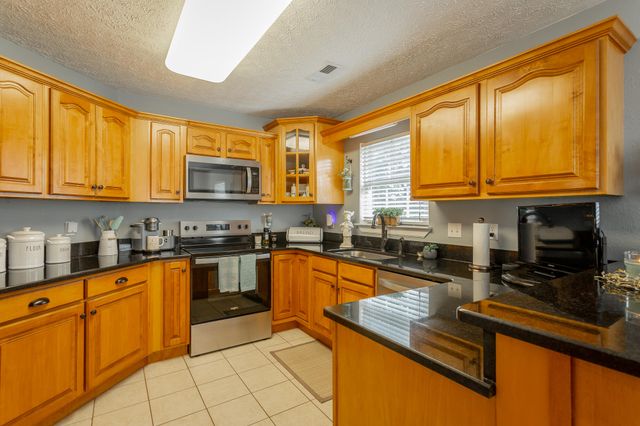 495 Hidden Oaks Drive, Flintstone, GA 30725