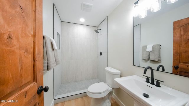 2108 W Virginia Avenue, Phoenix, AZ 85009