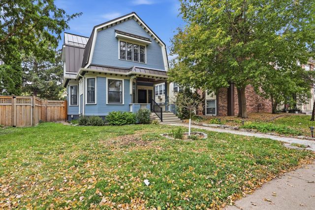 2220 Pleasant Avenue, Minneapolis, MN 55404