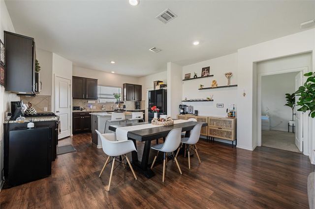 7304 Fall Ray DR, Del Valle, TX 78617