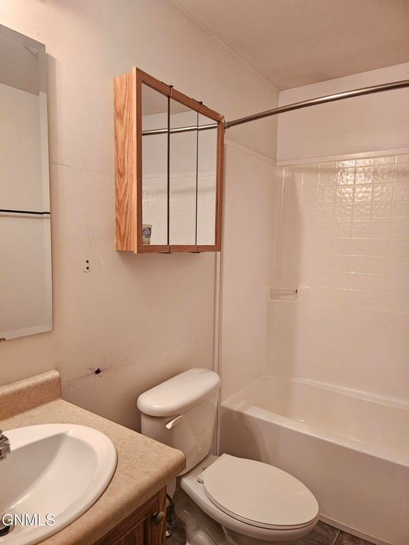 2207 38th Street W, Williston, ND 58801 photo 15