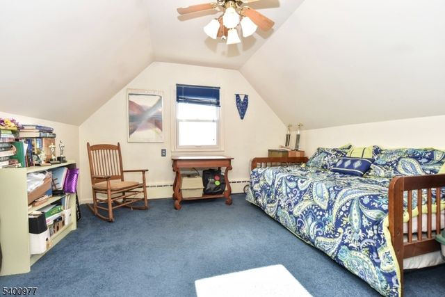 72 Burnside Pl, Wanaque Boro, NJ 07420