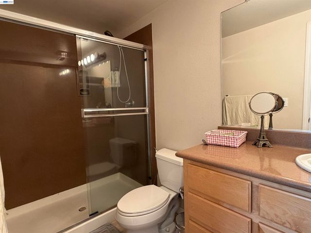 726 S Escuela Dr, Mountain House, CA 95391