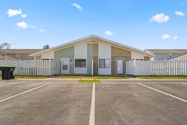 1411 Turkey Ridge Rd Apt A, Surfside Beach, SC 29575