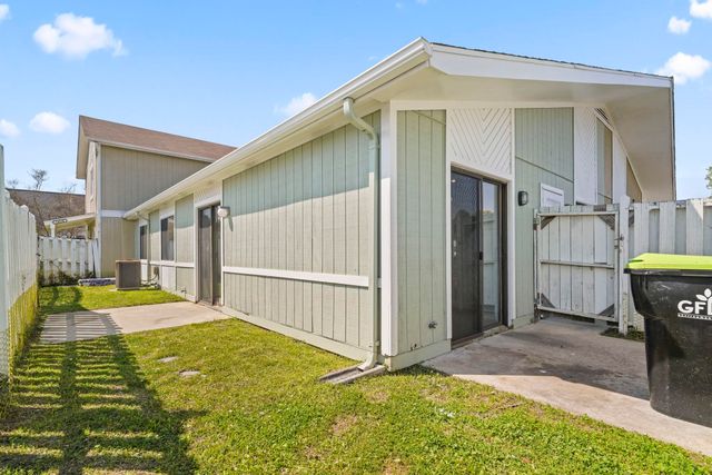 1411 Turkey Ridge Rd Apt A, Surfside Beach, SC 29575