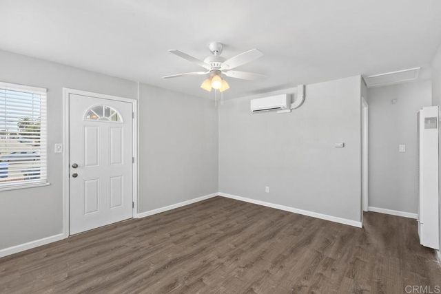 9263 Earl St., La Mesa, CA 91942