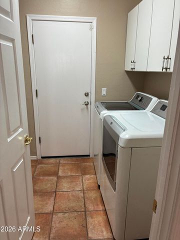 2913 E TULSA Street, Chandler, AZ 85225
