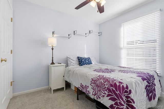 36123 Dominion Circle, Sterling Heights, MI 48310