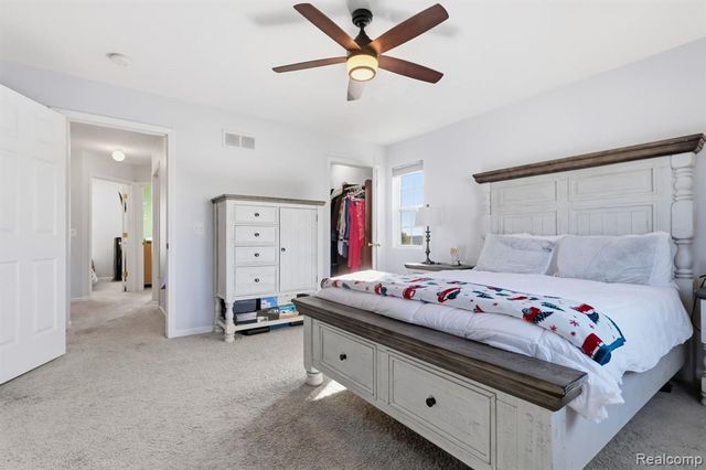 36123 Dominion Circle, Sterling Heights, MI 48310