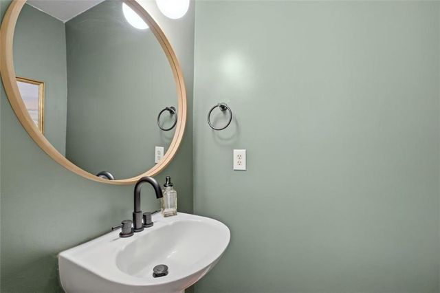 5136 Afton Way SE, Smyrna, GA 30080