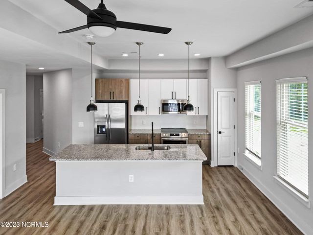 4711 Azalea Landing Drive Eva, Wilmington, NC 28405