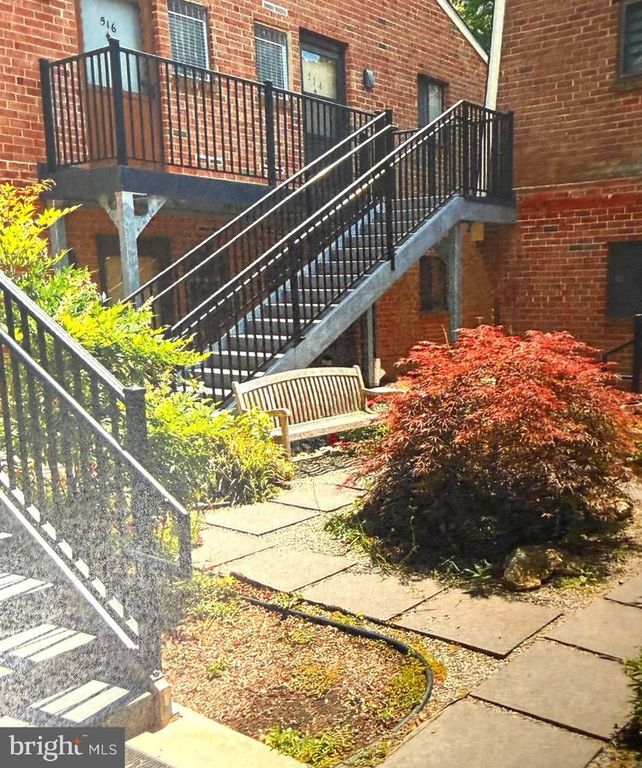 515 MEADOW WOODS, Lawrence Township, NJ 08648