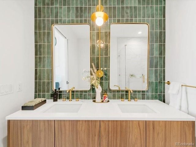 3500 Chestnut Place 1204, Denver, CO 80216