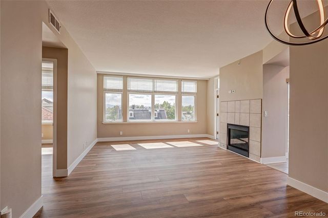 335 Detroit Street 404, Denver, CO 80206