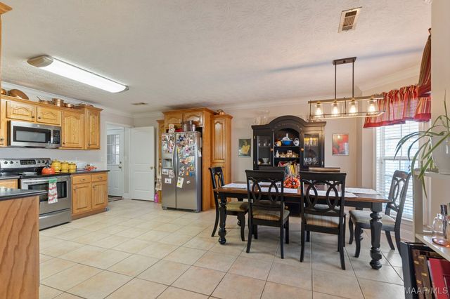 2027 Maplewood Lane, Clanton, AL 35045