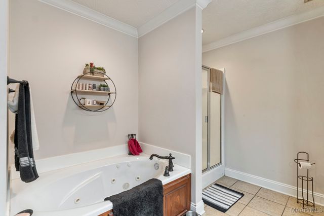 2027 Maplewood Lane, Clanton, AL 35045