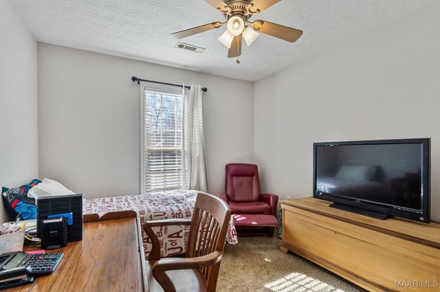 2027 Maplewood Lane, Clanton, AL 35045