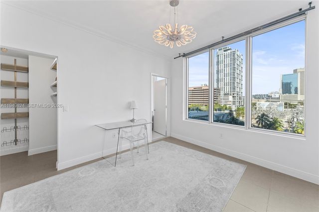 185 SW 7th St 603, Miami, FL 33130