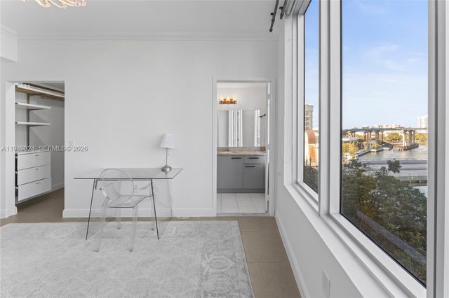 185 SW 7th St 603, Miami, FL 33130