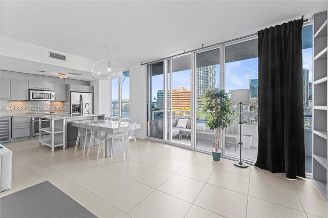 185 SW 7th St 603, Miami, FL 33130