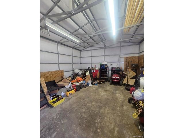 40683 Topaz Dr, Deer Trail, CO 80105