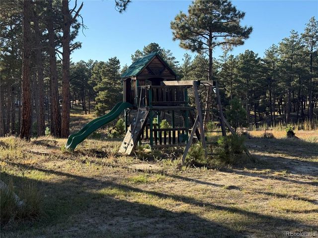 40683 Topaz Dr, Deer Trail, CO 80105