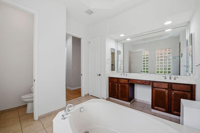 8105 FERENTINO Pass, Delray Beach, FL 33446