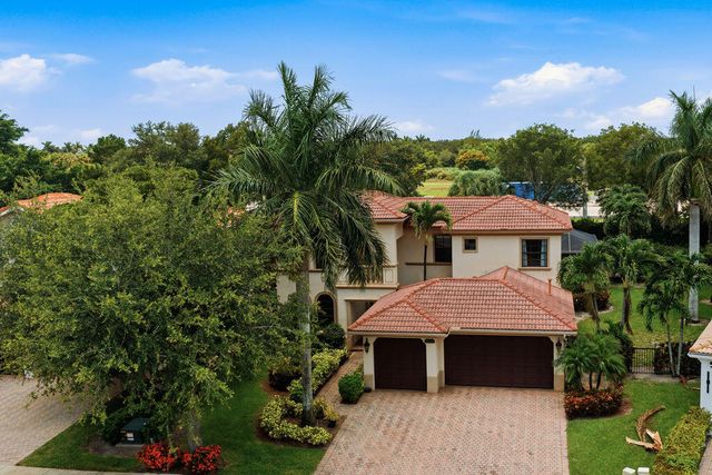 8105 FERENTINO Pass, Delray Beach, FL 33446