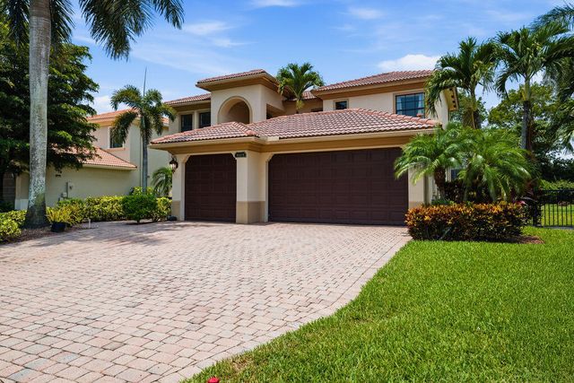 8105 FERENTINO Pass, Delray Beach, FL 33446