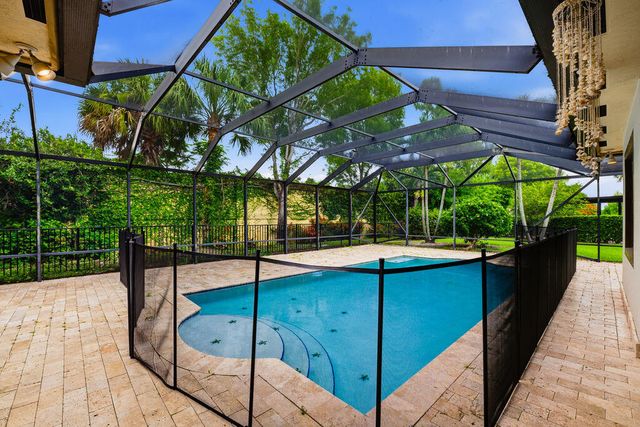 8105 FERENTINO Pass, Delray Beach, FL 33446