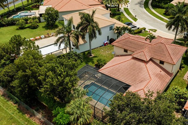 8105 FERENTINO Pass, Delray Beach, FL 33446