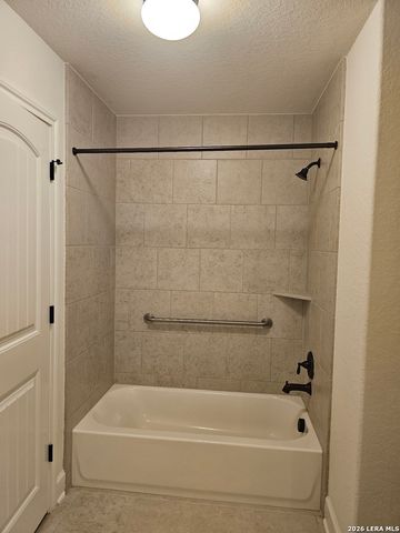 29024 Throssel Ln, San Antonio, TX 78260