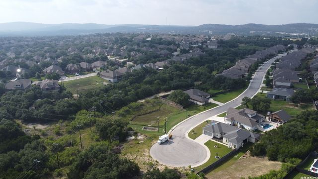 29024 Throssel Ln, San Antonio, TX 78260