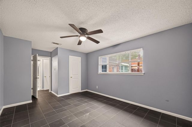 16219 Rill Lane, Houston, TX 77062