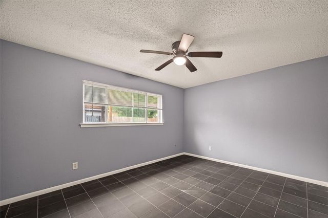 16219 Rill Lane, Houston, TX 77062