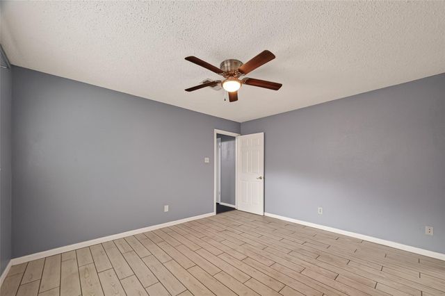 16219 Rill Lane, Houston, TX 77062