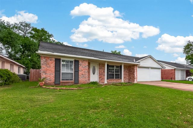 16219 Rill Lane, Houston, TX 77062