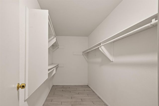 16219 Rill Lane, Houston, TX 77062