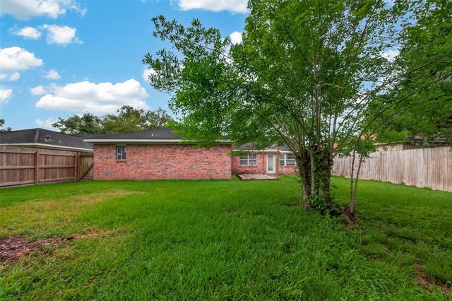 16219 Rill Lane, Houston, TX 77062