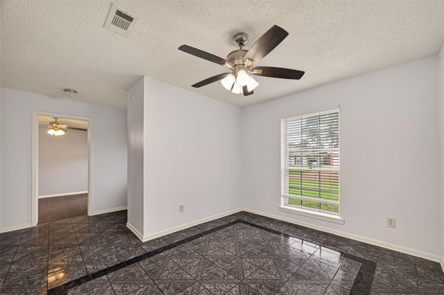 16219 Rill Lane, Houston, TX 77062