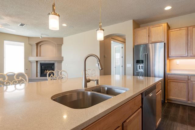 2100 Cave Creek Lane NW, Albuquerque, NM 87120