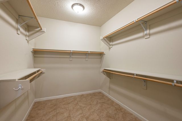 2100 Cave Creek Lane NW, Albuquerque, NM 87120