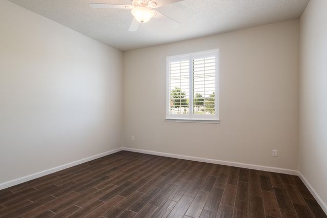 2100 Cave Creek Lane NW, Albuquerque, NM 87120