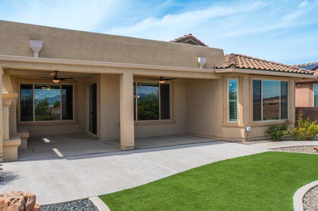 2100 Cave Creek Lane NW, Albuquerque, NM 87120